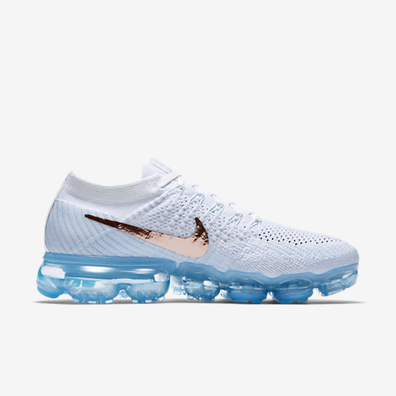 Vapormax hot sale explorer light